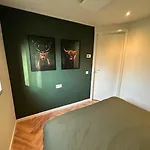 Tiny House 'het Chalet' 营地 *