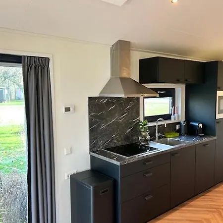 Tiny House 'het Chalet' Berlicum