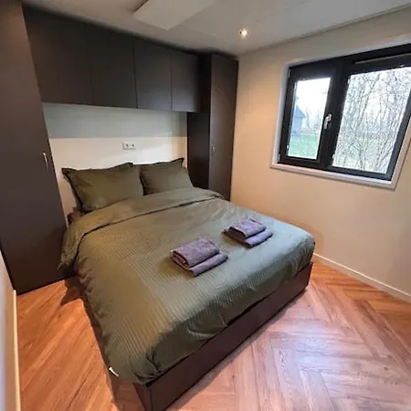 Campeggio Tiny House 'het Chalet' Berlicum