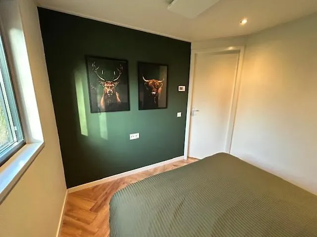 Tiny House 'het Chalet' Campeggio *