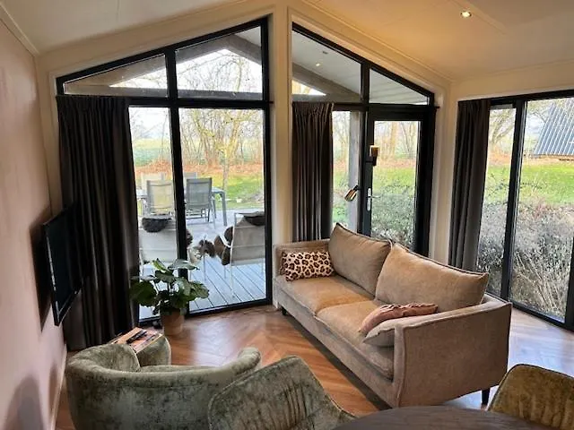 Tiny House 'het Chalet' Campeggio *